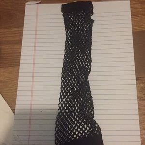 Black fishnet long handwear